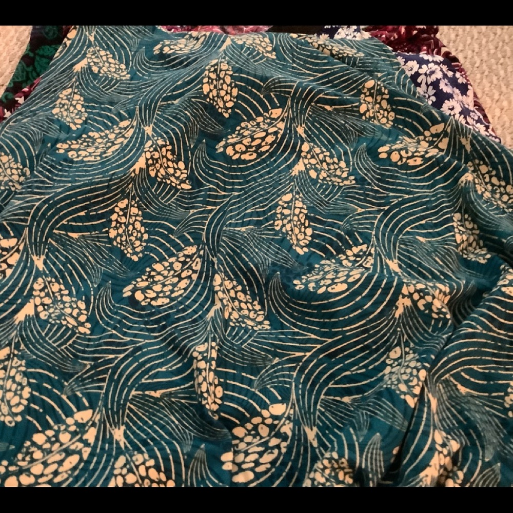Women’s XL lularoe skirt